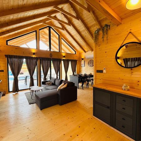 Holiday House Adamo Selno Exterior photo