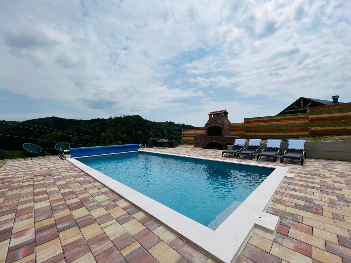 Holiday House Adamo Selno Exterior photo