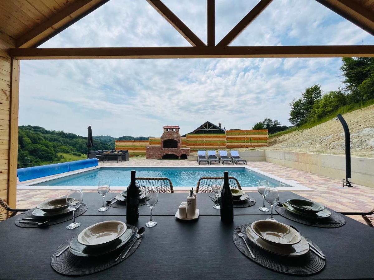Holiday House Adamo Selno Exterior photo