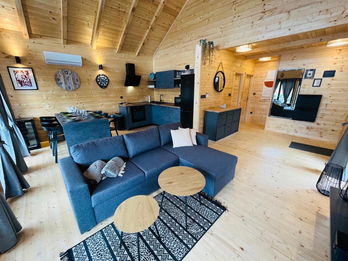 Holiday House Adamo Selno Exterior photo